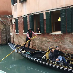 Allo Squero , Venedig Italien