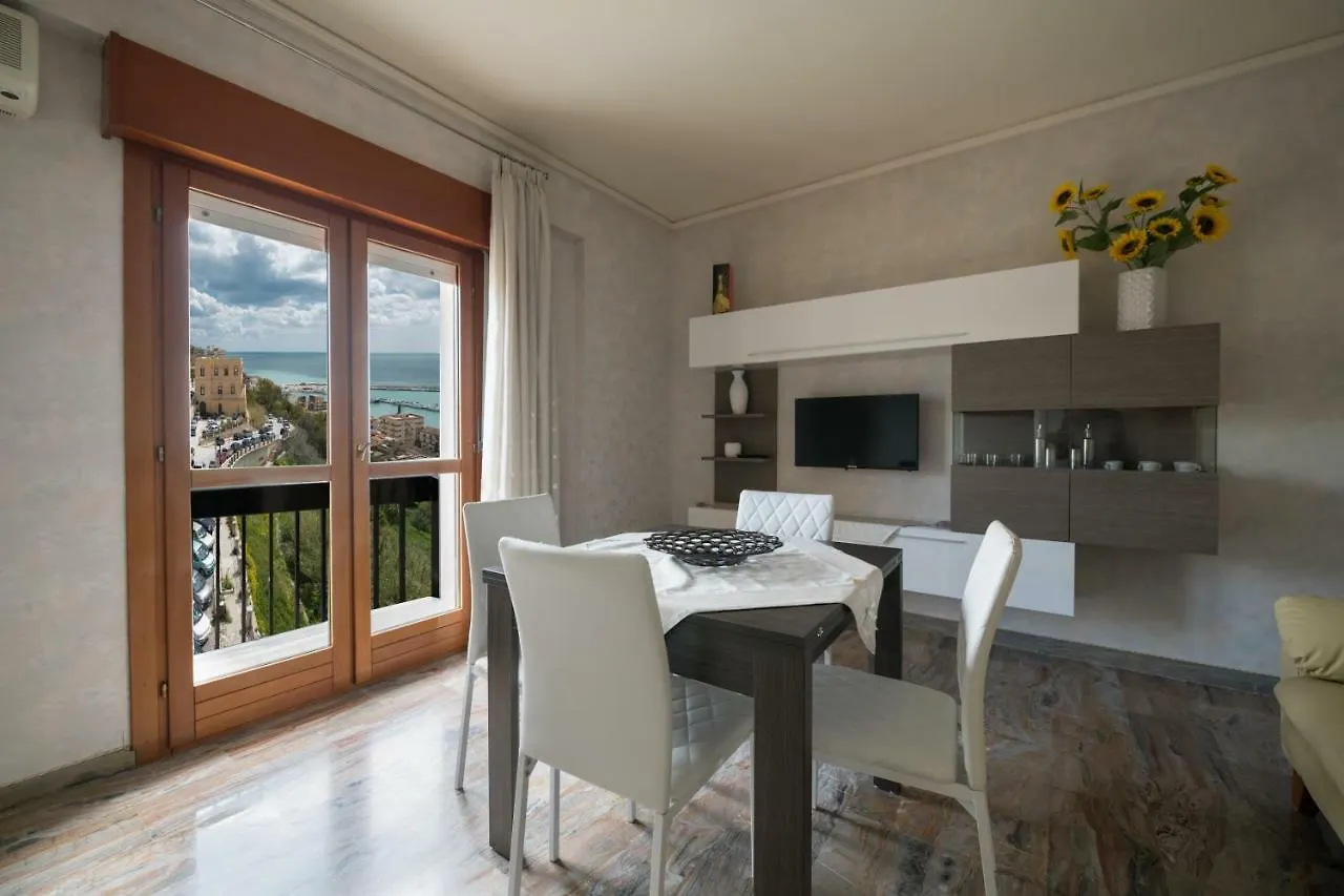 Domus Aurea Bed & Breakfast Sciacca